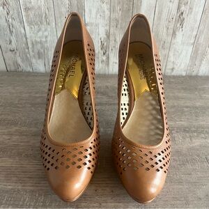 Michael Kors Women's Florentine Brown Leather Pumps 6.5